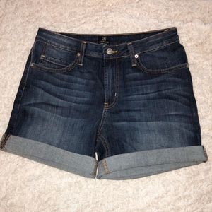 just black jean shorts